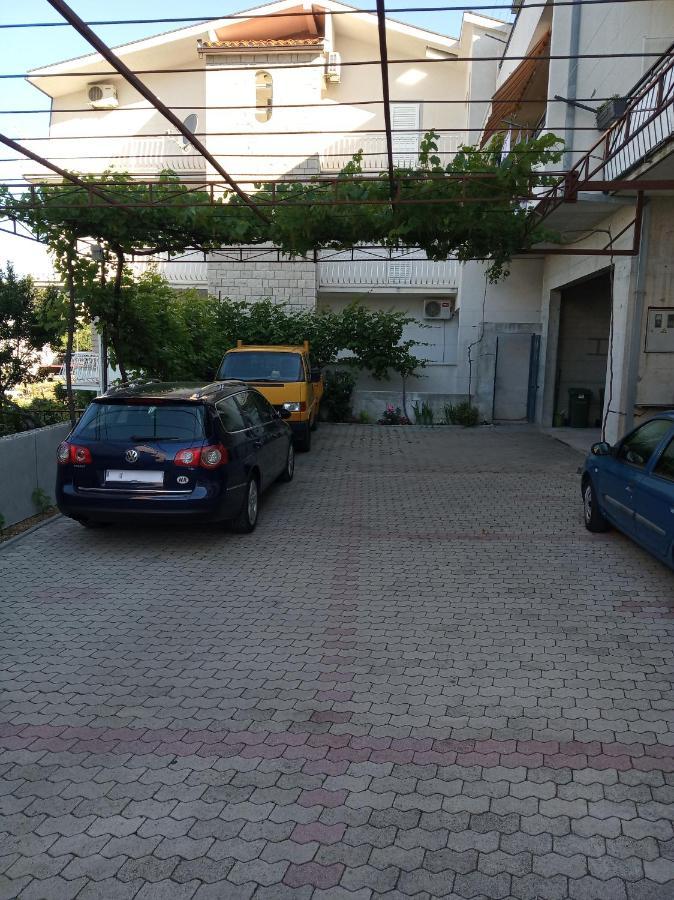 Apartman Josipa Макарска Екстериор снимка