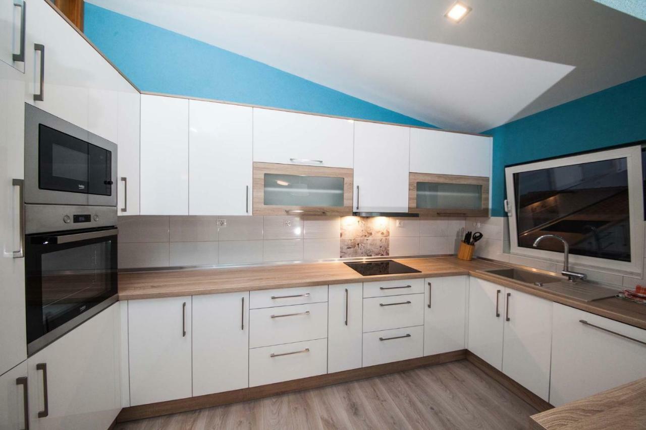Apartman Josipa Макарска Екстериор снимка
