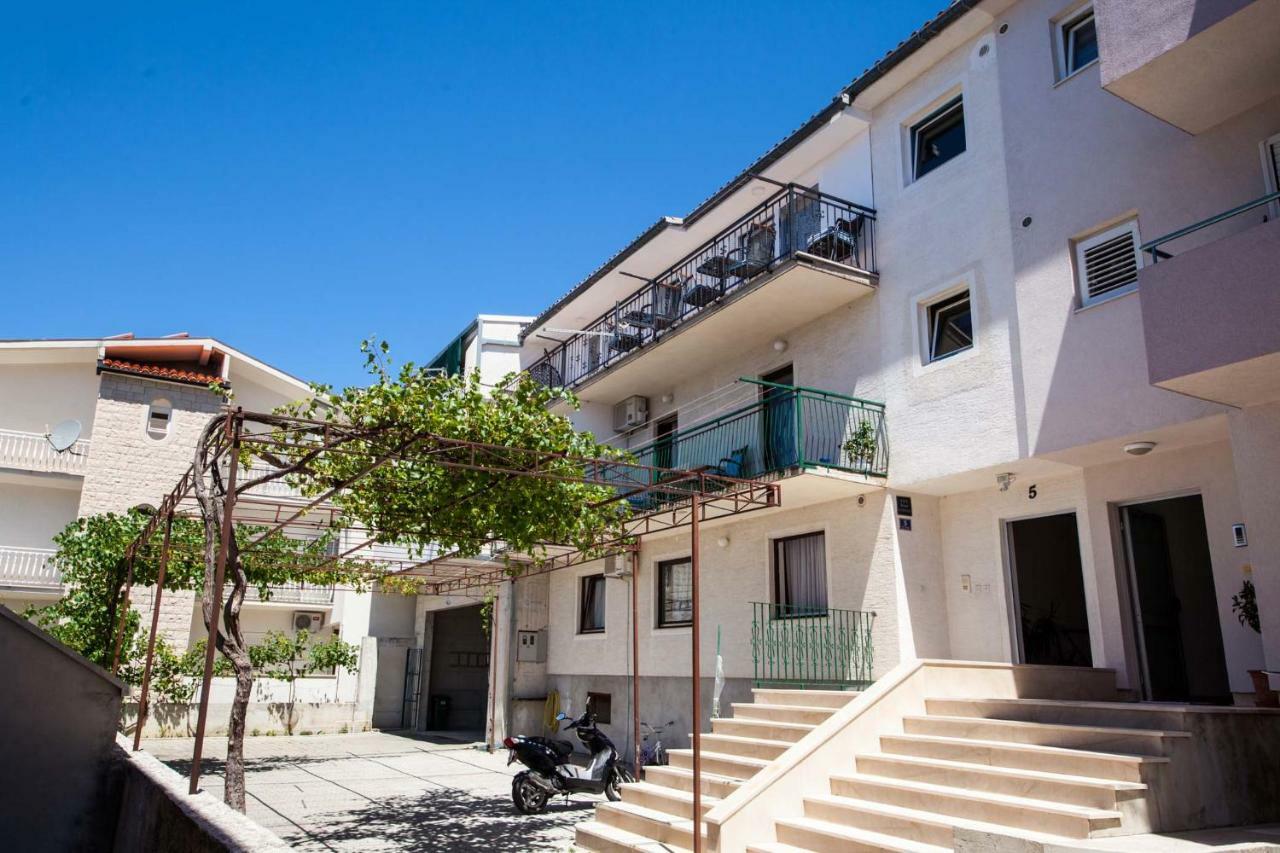 Apartman Josipa Макарска Екстериор снимка