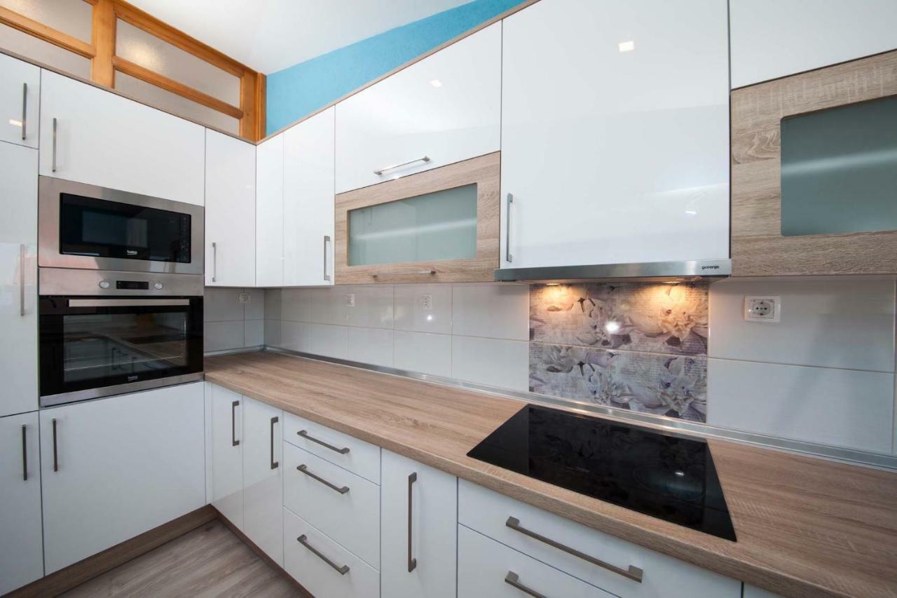 Apartman Josipa Макарска Екстериор снимка