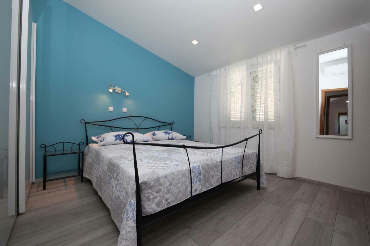 Apartman Josipa Макарска Екстериор снимка